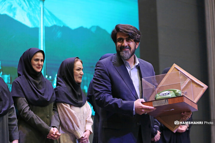 آیین گرامیداشت و نشست صمیمانه شهردار تهران با خبرنگاران