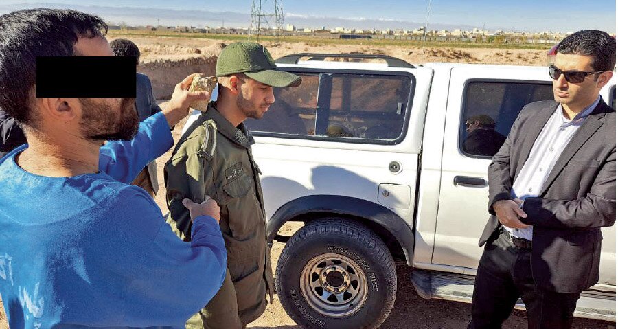 ۳ بار قصاص در ملأعام برای قاتل مخوف | جزئیات قتل مادر و دختر از زبان قاتل + عکس
