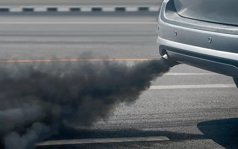علت دود سیاه خودرو چیست و چگونه میتوان آن را برطرف کرد؟