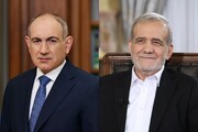 لحظه امضای اسناد همکاری بین رئیس جمهور ایران و نخست وزیر ارمنستان + ویدئو