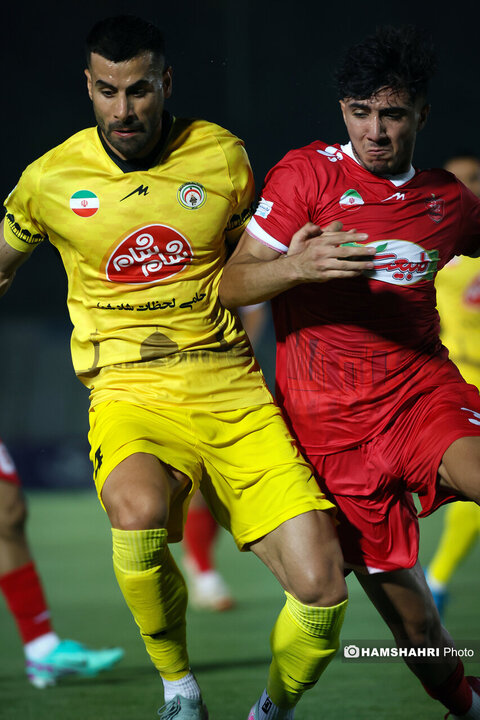 تصاویر بازی فوتبال پرسپولیس ۱-۱ فجرسپاسی