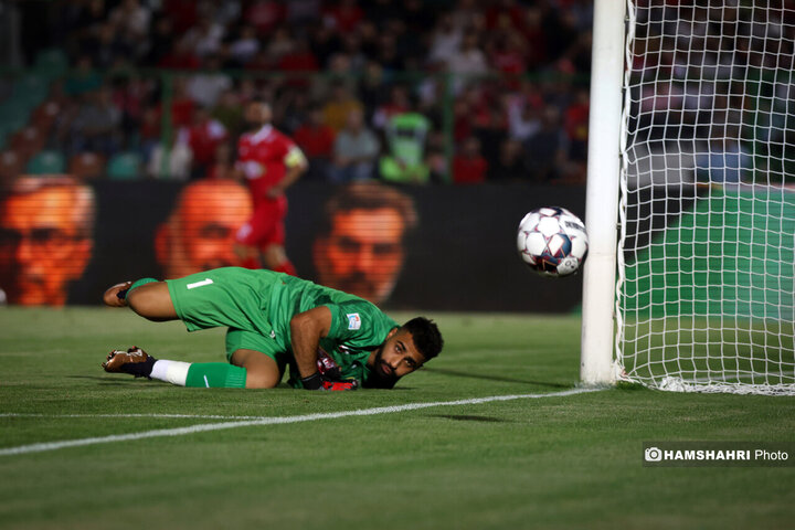 تصاویر بازی فوتبال پرسپولیس ۱-۱ فجرسپاسی