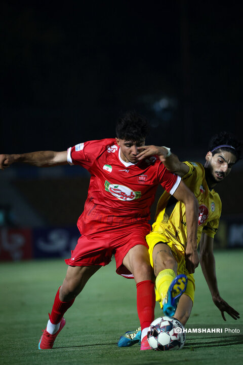 تصاویر بازی فوتبال پرسپولیس ۱-۱ فجرسپاسی