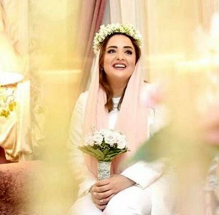تصاویری از مراسم عقد نرگس محمدی و علی اوجی