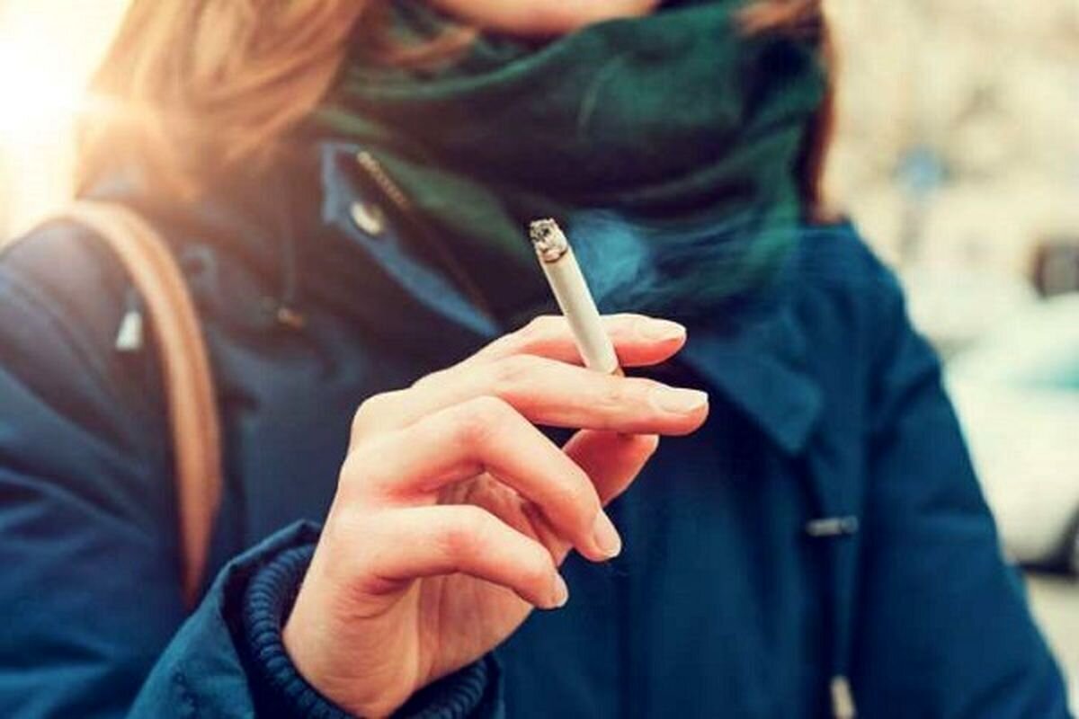 زنان؛ مشتریان پر و پا قرص دکههای سیگارفروشی | از هر ۱۰ دانشآموز دختر، ۳ نفر سیگاری هستند