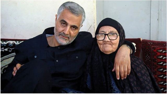 تصاویر کمتر دیده شده از پدر و مادر شهید حاج قاسم سلیمانی