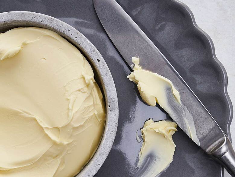 تفاوت کره و مارگارین چیست؟ – مهمترین تفاوتها