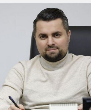 فوتبالیست تهرانی، بازیگر بازار برنج!