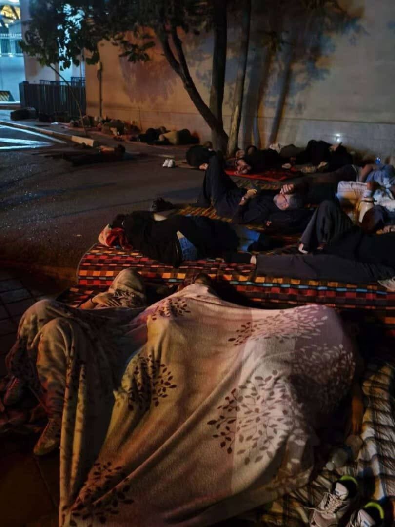 یک تصویر عجیب از سفارت چین در تهران! | توضیح سفارت چین در تهران درباره صفهای طولانی دریافت روادید