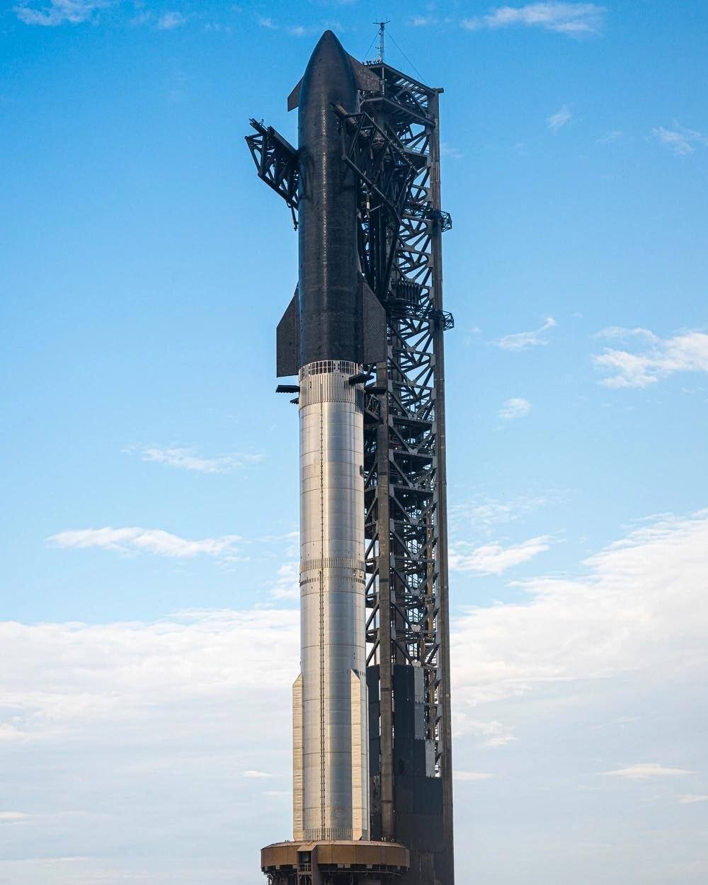 لغو دهمین پرتاب استارشیپ در لحظات پایانی به دلیل نشتی اکسیژن | تصاویر