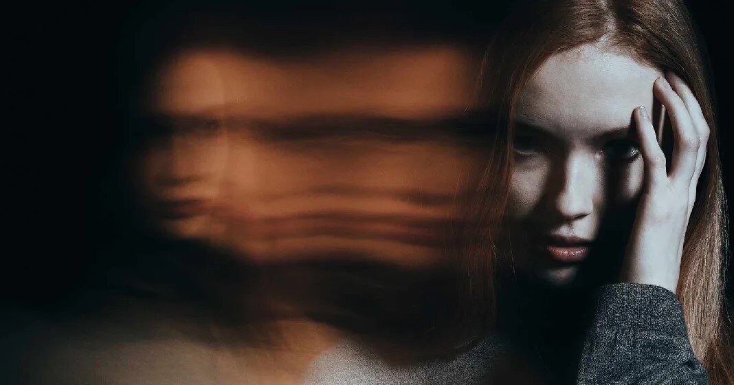 تفاوت بین توهم و هذیان چیست و چگونه میتوان آنها را تشخیص داد؟