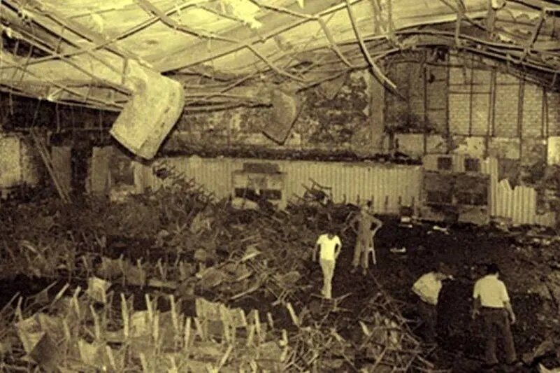 سینما رکس آبادان قبل و بعد از آتش‌سوزی در مرداد ۱۳۵۷