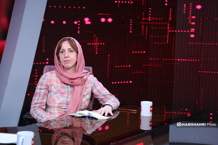 لیلا حاتمی، پریناز ایزدیار؛ مقایسه دو نسل