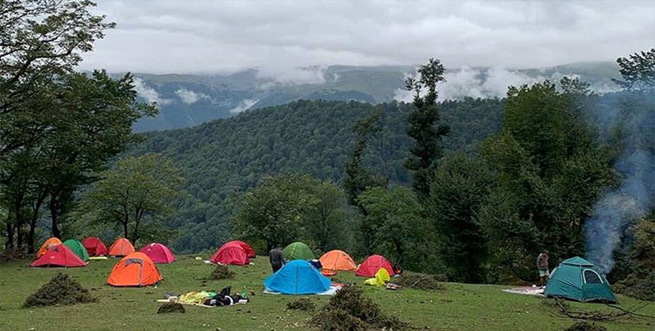 ۵ جای طبیعی زیبا در گیلان که باید چادر بزنید و شب را آنجا بگذرانید