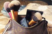 آلوده‌ترین وسایلی که در کیف‌ آرایشی هستند