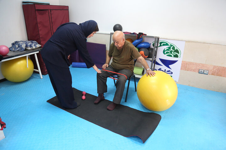 مرکز توانمند سازی سالمندان فرآهنگ