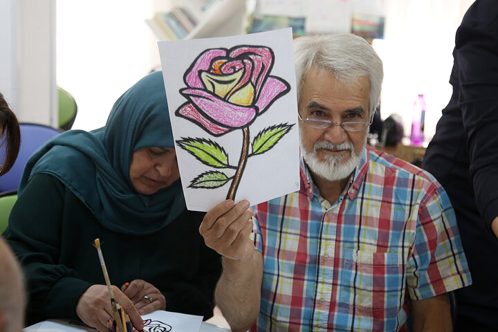 مرکز توانمند سازی سالمندان فرآهنگ