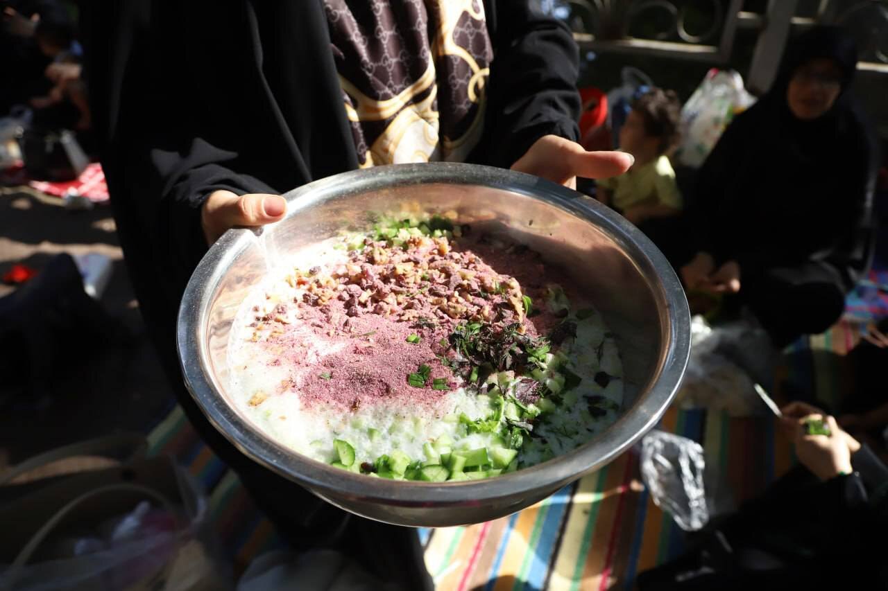 راه ساده ١٤٠٠ مادر برای تفریح بچه‌ها | یک روز با مادران طبیعت‌گرد که کودکانشان را از بازی در آپارتمان‌های کوچک نجات می‌دهند