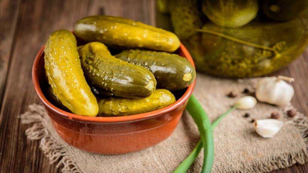 خیارشور لهستانی با ماندگاری بالا و بدون کپک زدگی + روش تهیه