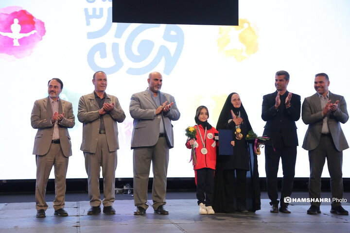 اختتامیه قهرمان شهر