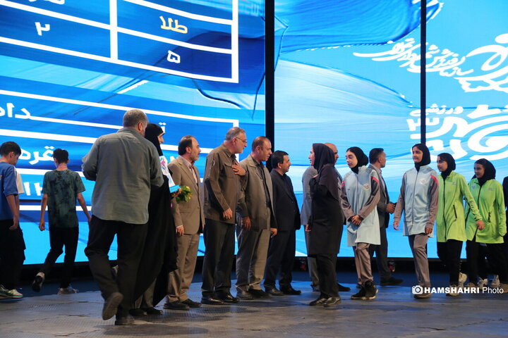 اختتامیه قهرمان شهر