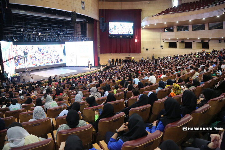 اختتامیه قهرمان شهر