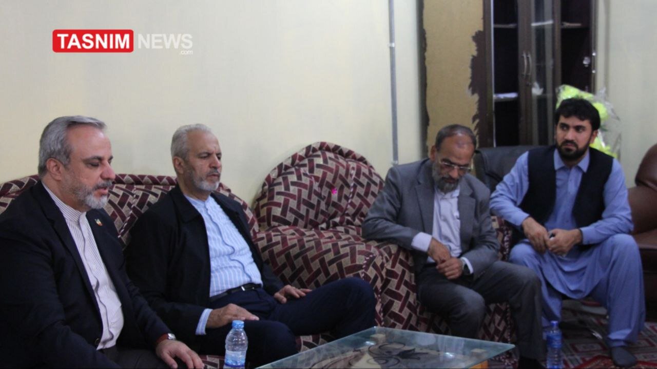 نخستین محموله کمکهای ایران به زلزلهزدگان افغانستان ، سفیر ایران عازم مناطق زلزلهزده شد | تصاویر