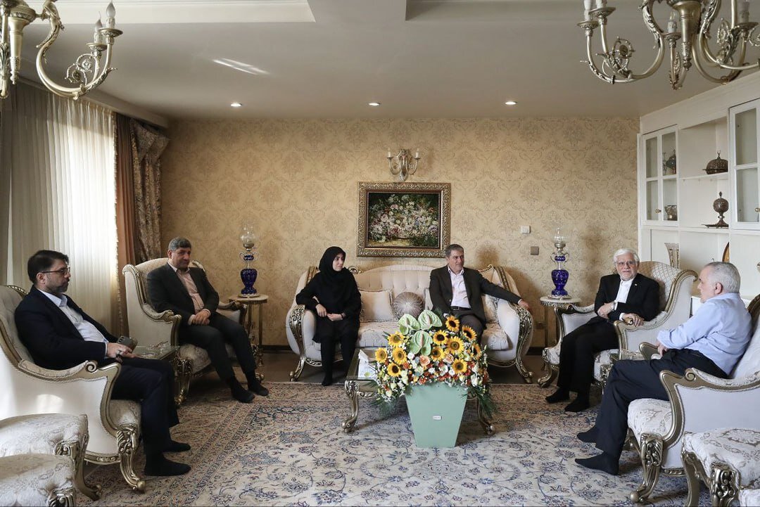 دیدارهای عارف؛ از محمد مخبر و محمدرضا رحیمی تا اسحاق جهانگیری+ تصاویر