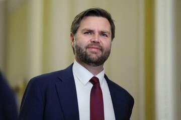 معاون ترامپ را له خواهم کرد !