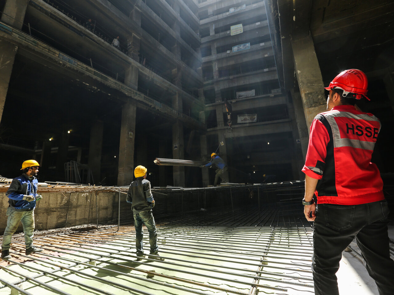 سقفی تازه برای هزاران خودرو