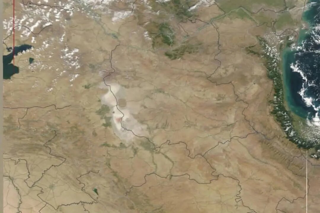 عکس هوایی باورنکردنی از دریاچه ارومیه؛ دریاچه کجا بود؟!