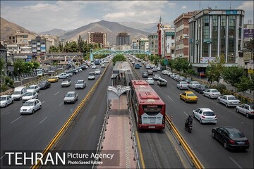مهار ترافیک با توسعه خدمات حمل‌ونقل عمومی