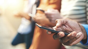 پرچمداری برای زمین‌زدن بزرگان  | شیائومی ۱۷ اولترا معرفی شد + عکس | قیمت این هیولا چند است؟