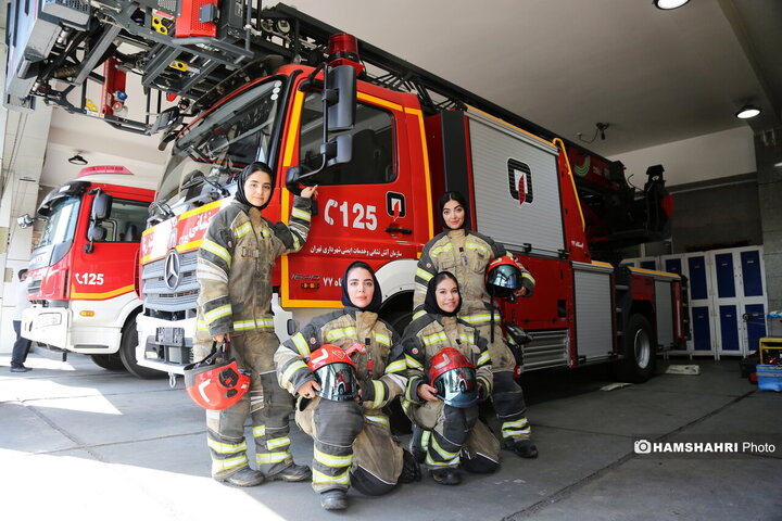 بانوان آتش نشان