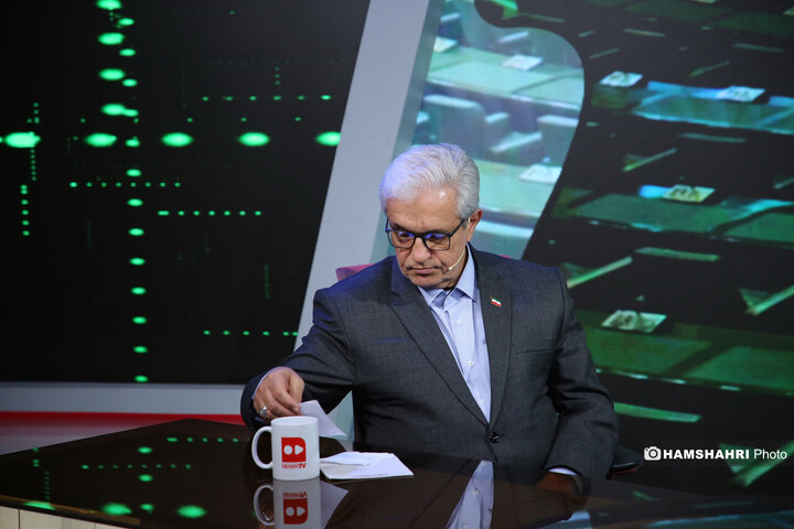 زیر پوست مجلس