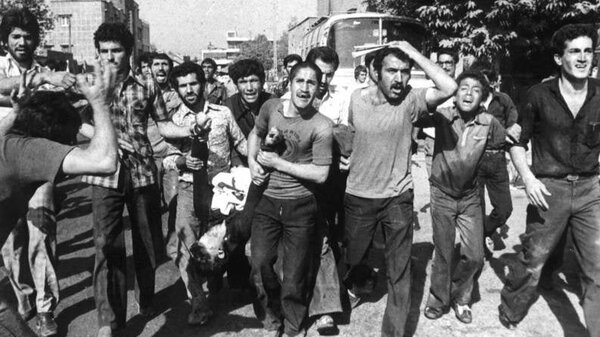 تصاویر تلخ از تنها سند یک فاجعه؛ ببینید | فیلم کشتار مردم مخفیانه توسط دانشجویان از کشور خارج شد