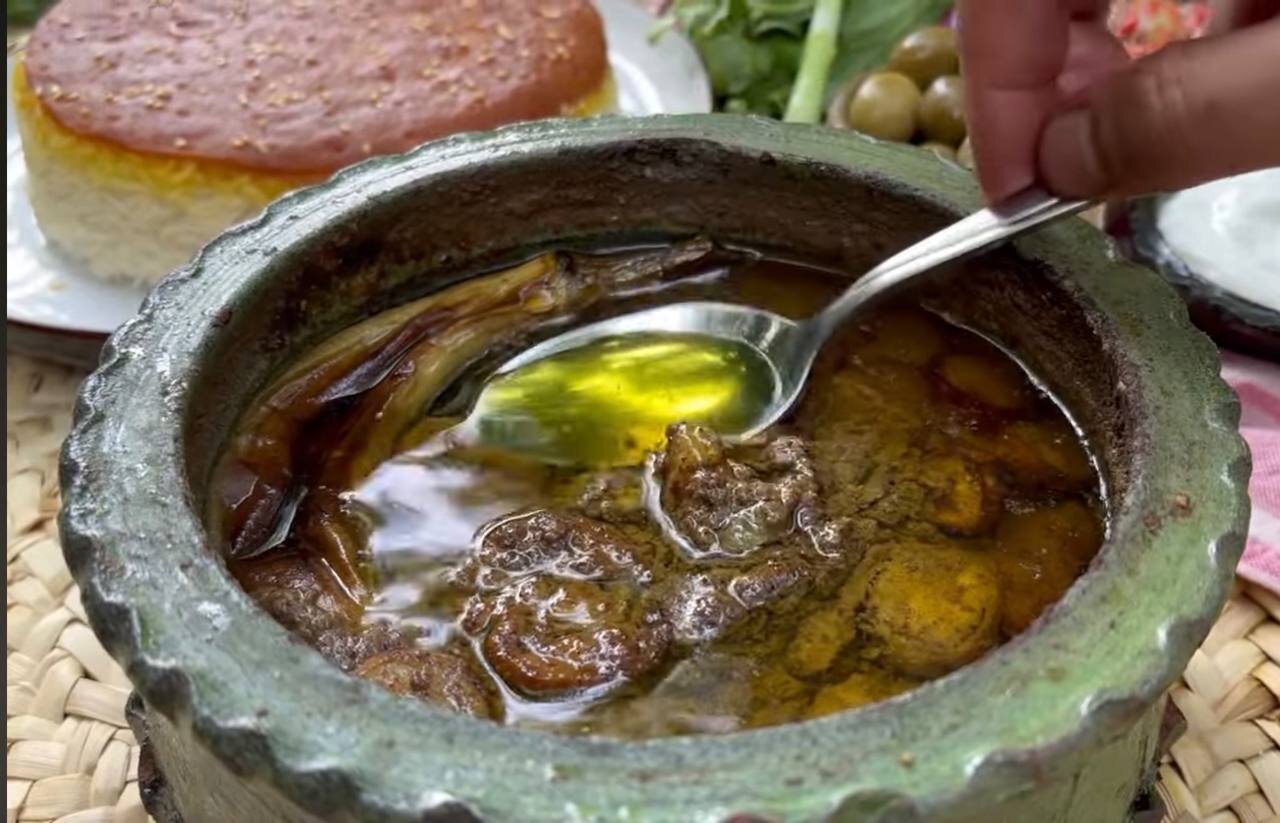 خورشت شش انداز ؛ فسنجان گیاهی فراموش شده گیلانی ها