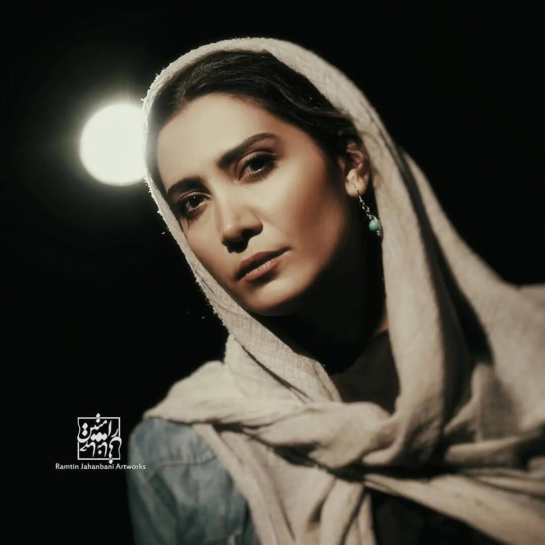 عکس‌های تازه «نیکی مظفری» با ژست‌های مدلینگ!