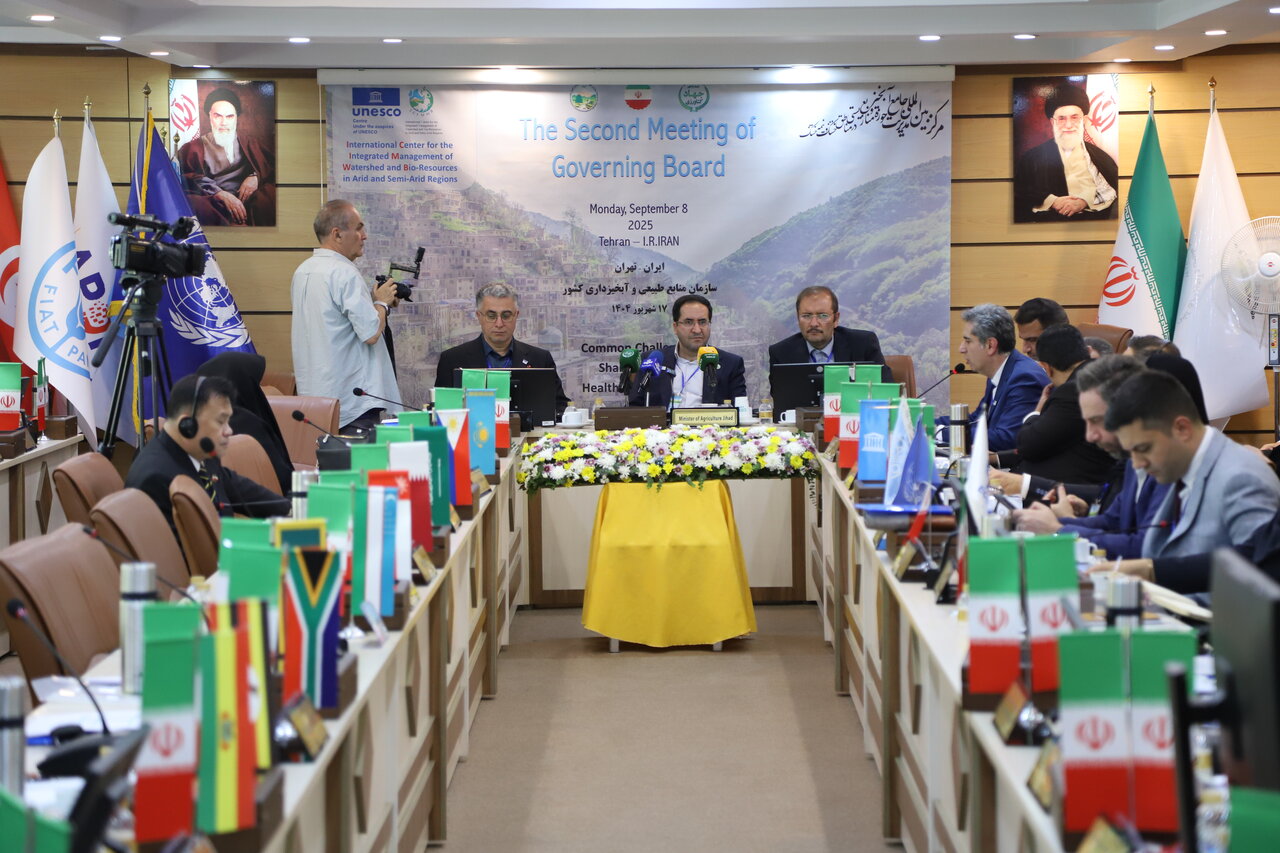 ایران، کانون همکاری بین المللی برای مقابله با بحران های اقلیمی | ۱۱ کشور زیر چتر یونسکو با بیابانزایی مقابله می کنند