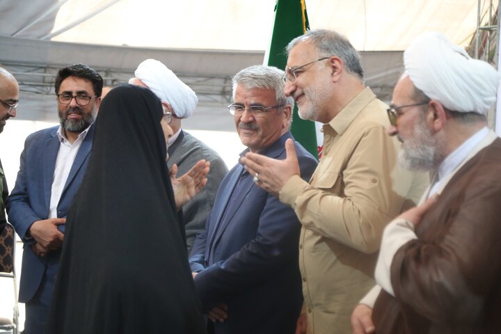 کلنک زنی ساخت ۱۰ مسجد در ۱۰ منطقه تهران