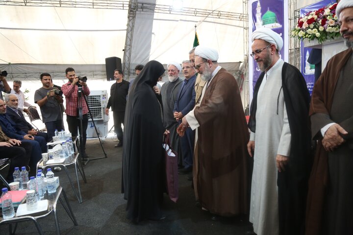 کلنک زنی ساخت ۱۰ مسجد در ۱۰ منطقه تهران