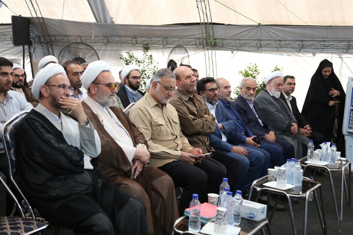 کلنک زنی ساخت ۱۰ مسجد در ۱۰ منطقه تهران