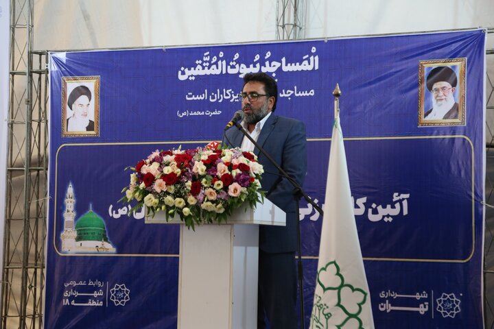 کلنک زنی ساخت ۱۰ مسجد در ۱۰ منطقه تهران