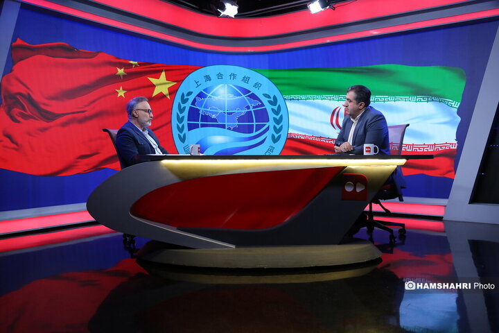 همکاری های سیاسی، اقتصادی و نظامی ایران و چین