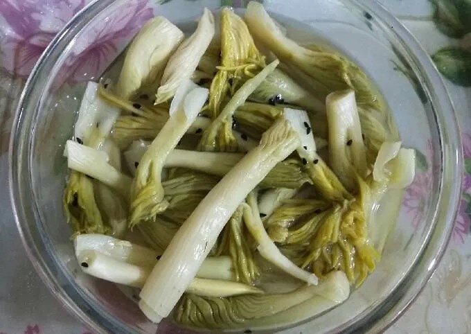 طرز تهیه خانگی ترشی خوشمزه کنگر