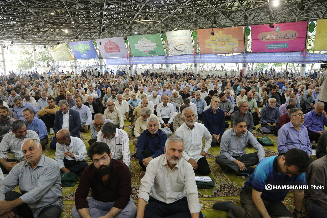 نماز جمعه تهران به امامت آیت‌الله سید احمد خاتمی