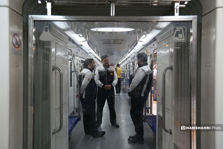 تست گرم بخش پایانی خط ۷ مترو و افتتاح ورودی دوم ایستگاه آهنگ