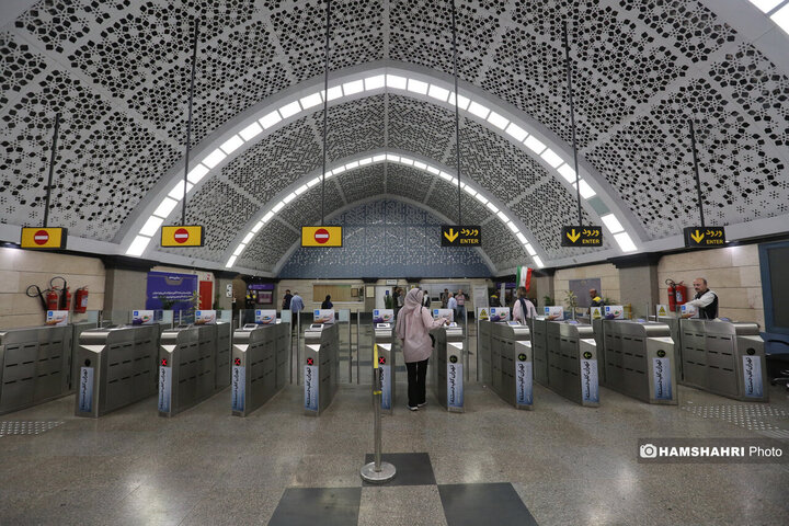 تست گرم بخش پایانی خط ۷ مترو و افتتاح ورودی دوم ایستگاه آهنگ