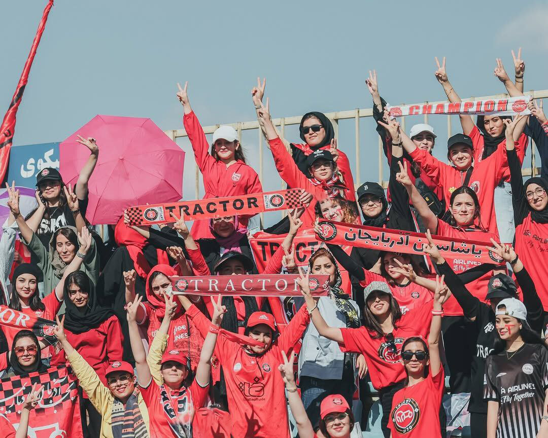 زنان هوادار تراکتور در بازی روز گذشته | تصاویر
