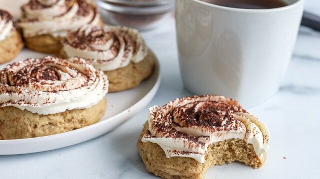 کوکی تیرامیسو؛ ترکیب دو طعم شگفتانگیز برای یک دسر خوشمزه